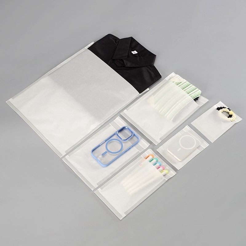 Grease resistant pure paper bags for sustainable apparel and accessory packaging